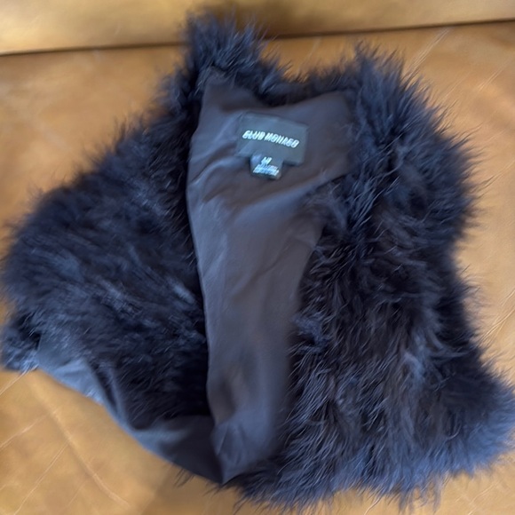 Club Monaco Black Feather Vest Like New - Picture 4 of 5